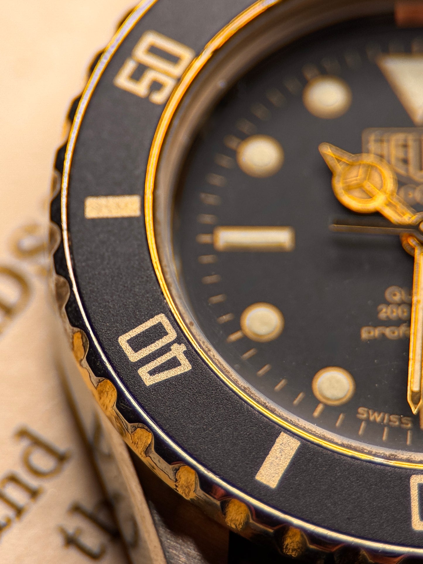TAG Heuer 1000 Professional 984.015N – Classic Quartz Diver Pre TAG
