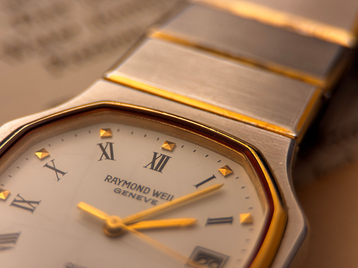 Vintage Raymond Weil Genève Ref. 9107 – Two-Tone Quartz Elegance