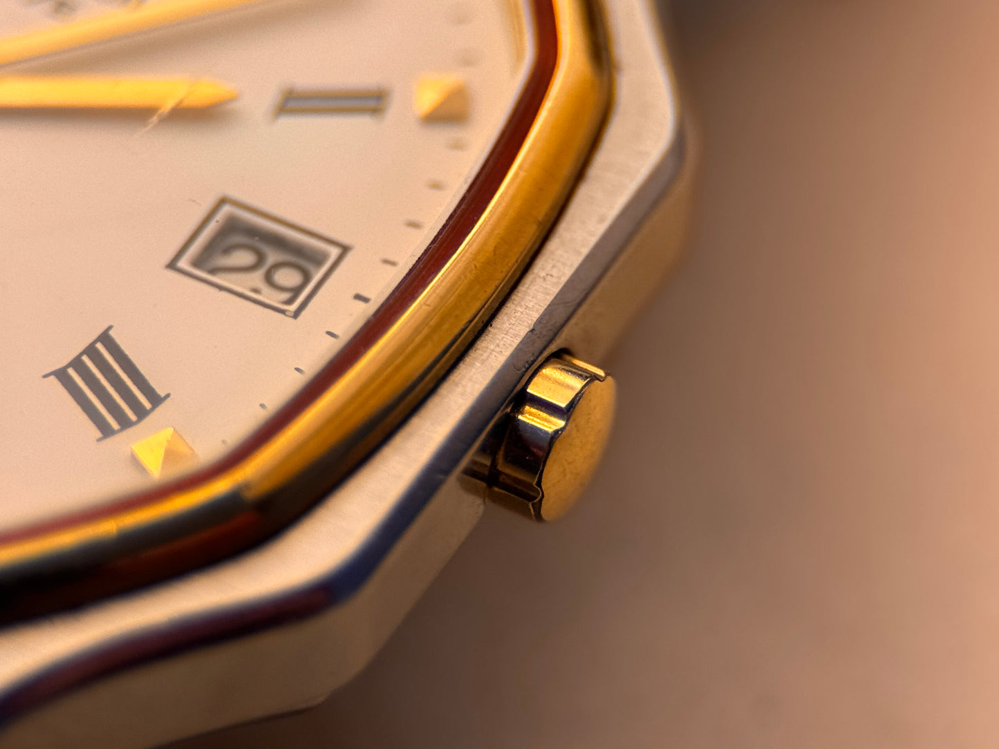 Vintage Raymond Weil Genève Ref. 9107 – Two-Tone Quartz Elegance