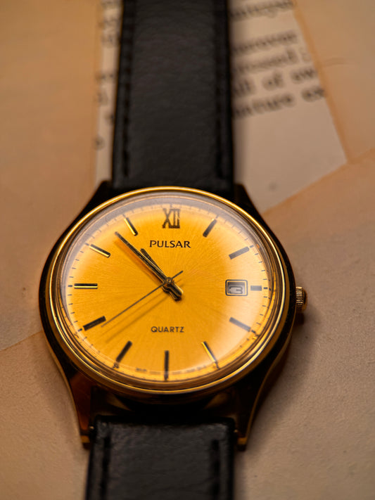 Vintage Pulsar Quartz Ref: 116346 – Gold Dial | Black Leather Strap