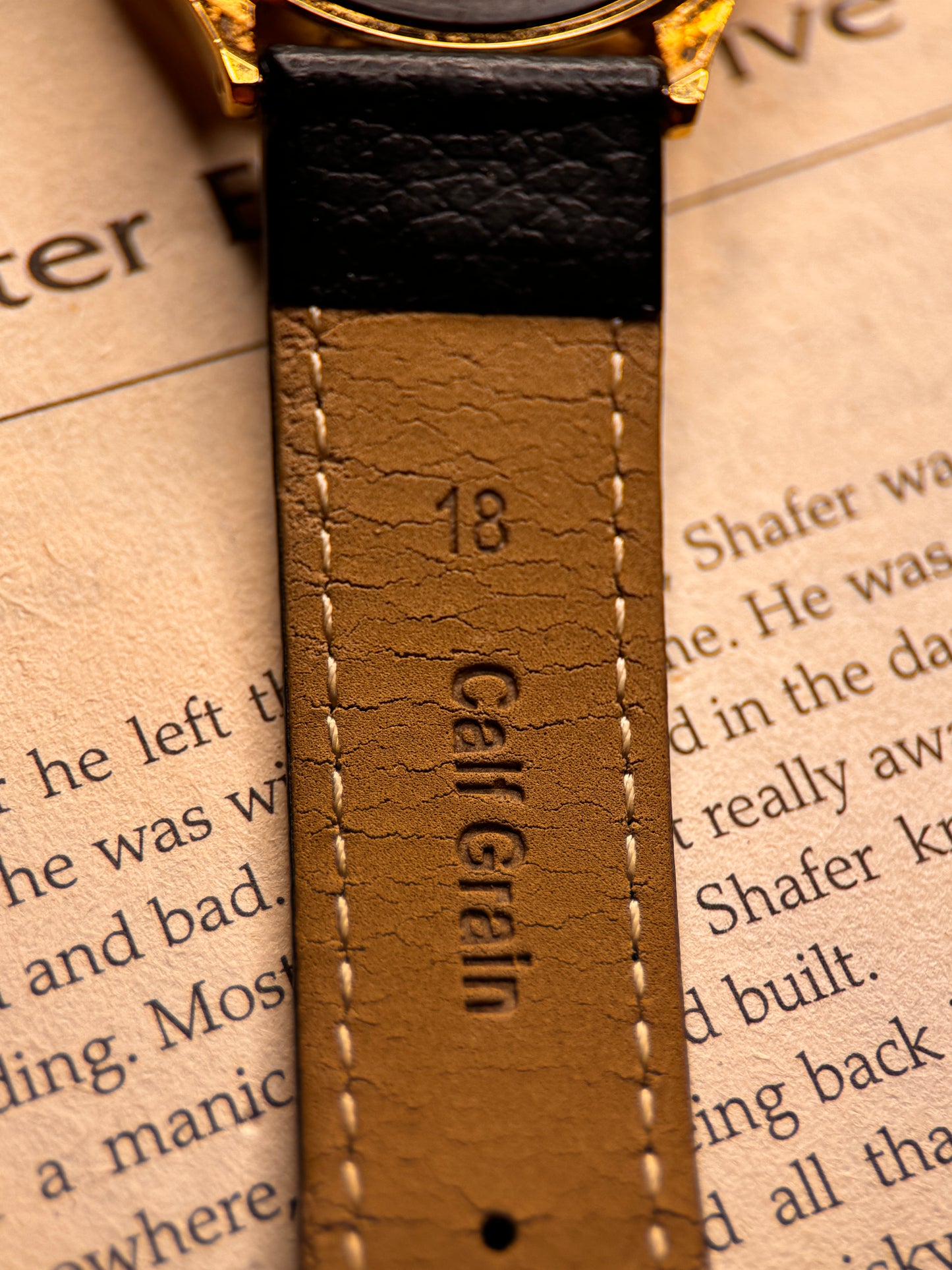 Vintage Pulsar Quartz Ref: 116346 – Gold Dial | Black Leather Strap