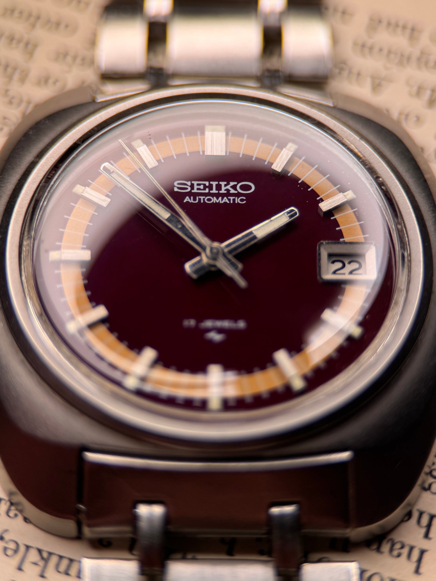Seiko 7005-7080R | Burgundy Sunburst Dial | 1970s Japan | Rare