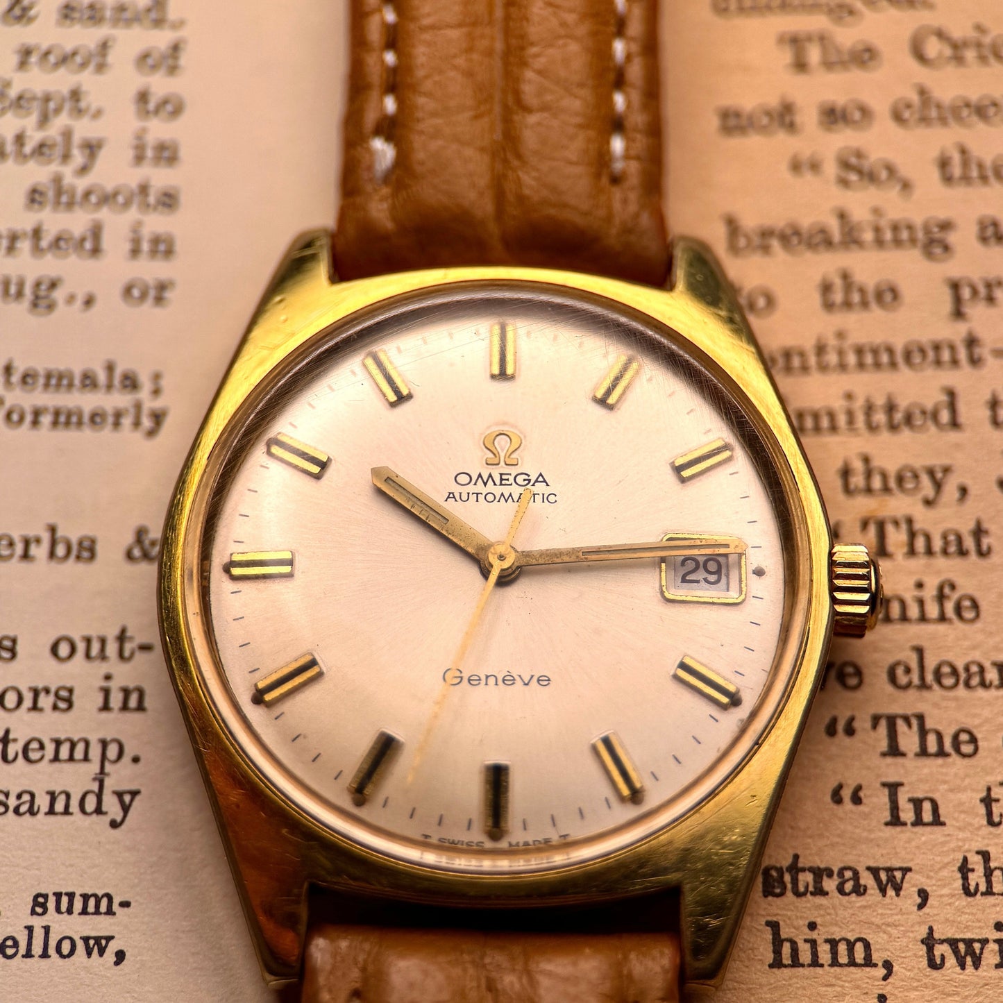 Omega Genève 166.041 | Calibre 565 Automatic | 1968 | Silver Sunburst Dial