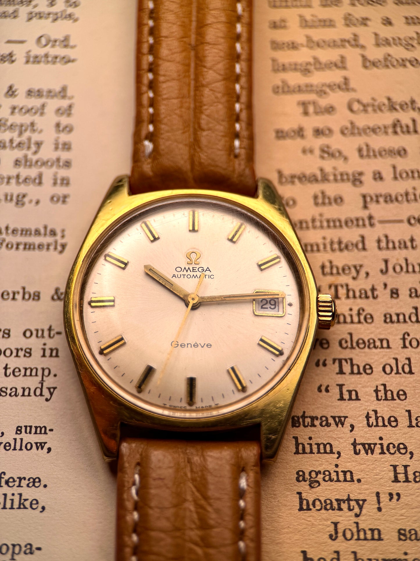 Omega Genève 166.041 | Calibre 565 Automatic | 1968 | Silver Sunburst Dial