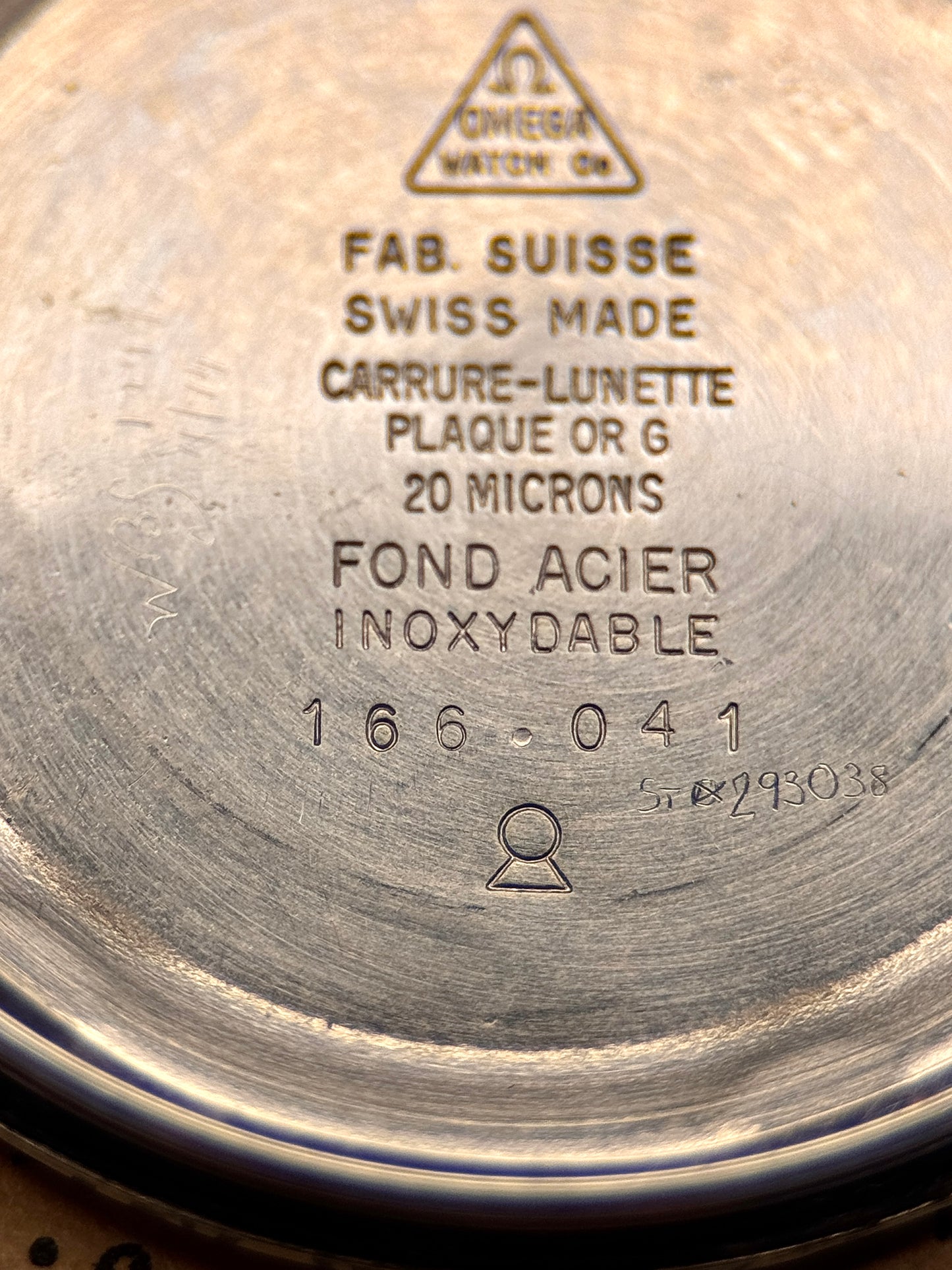 Omega Genève 166.041 | Calibre 565 Automatic | 1968 | Silver Sunburst Dial