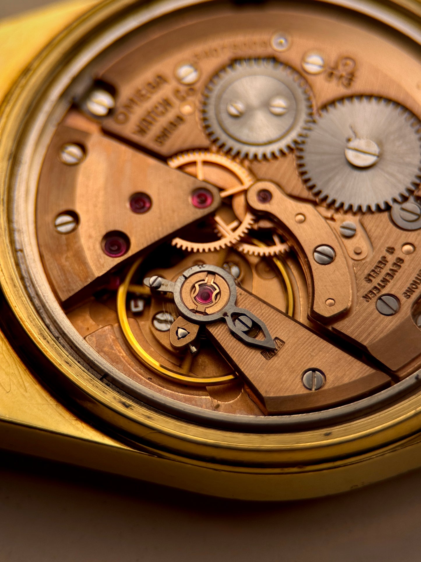 Omega Genève | Ref 136.0049 | Cal. 613 | Champagne Dial | Serviced | c.1970