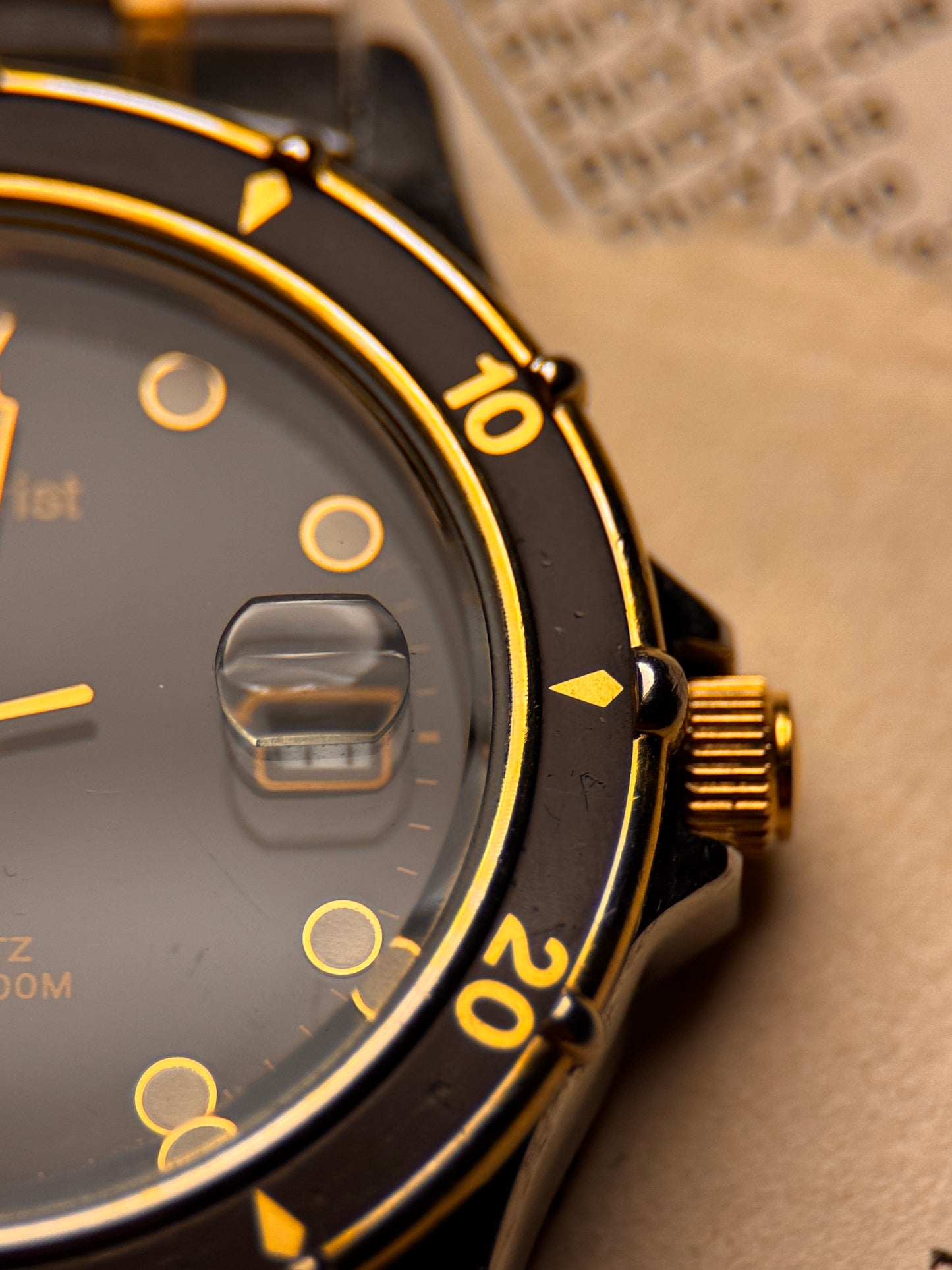Vintage Accurist Sport Diver – Black, Gold & Silver (Cal. 6M12)