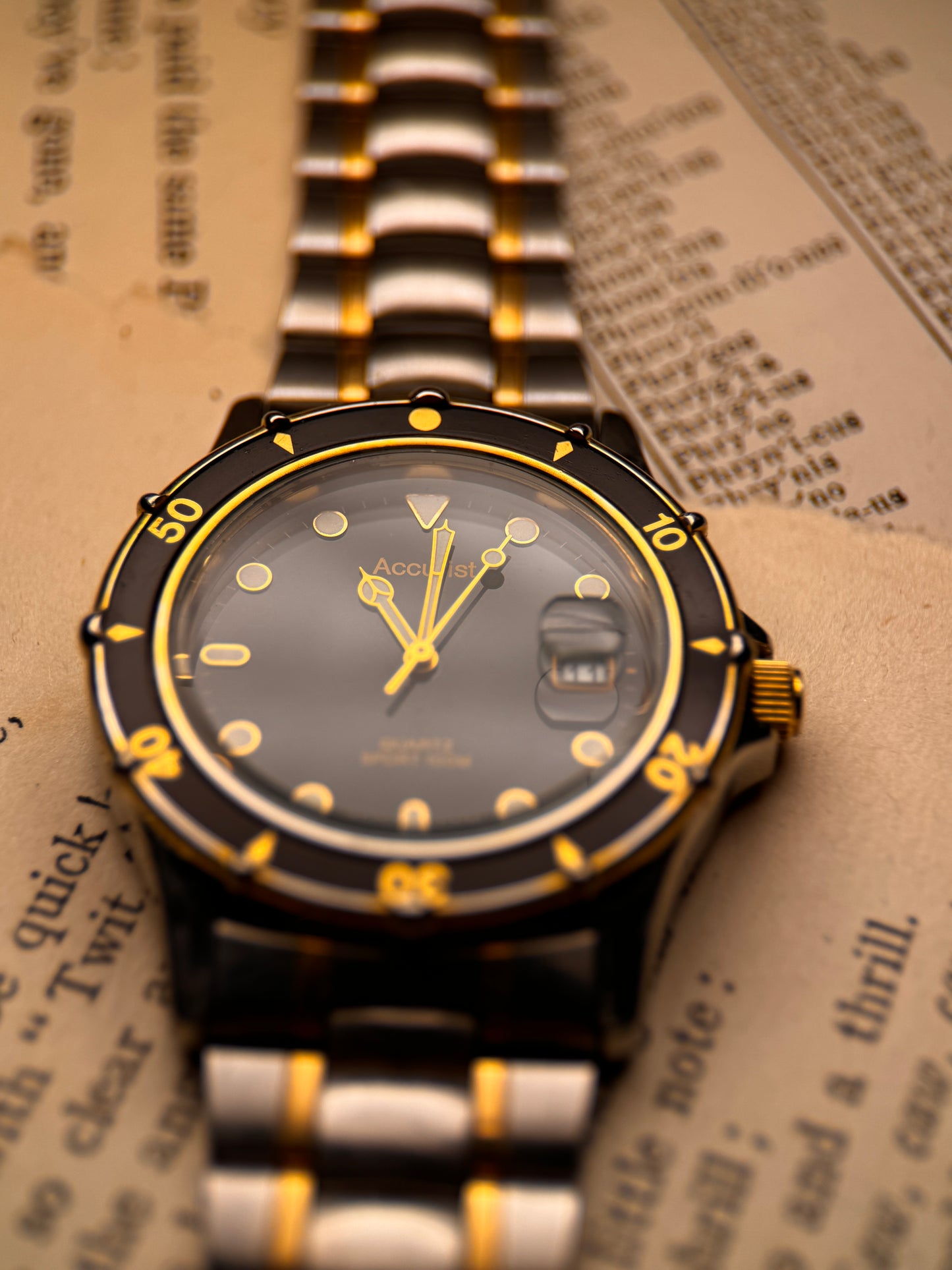 Vintage Accurist Sport Diver – Black, Gold & Silver (Cal. 6M12)