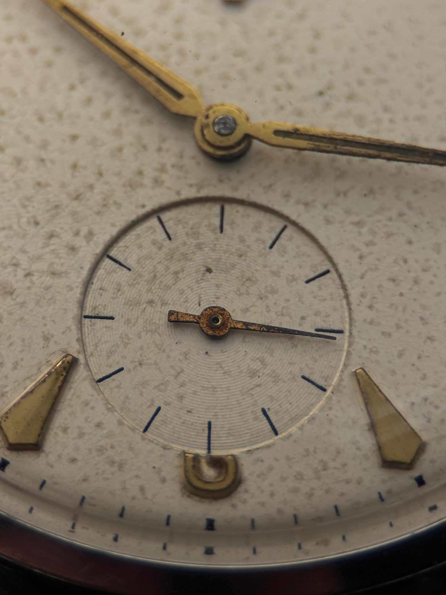 Longines Ref. 7035-11 | Cal. 12.68Z | 1950s Small Seconds Dress Watch