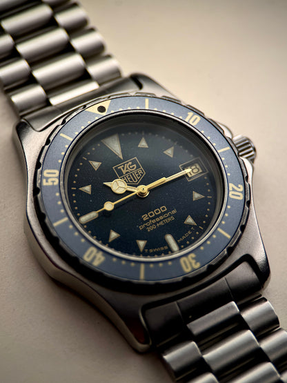TAG Heuer 2000 Professional "Moondust" Dial | Quartz | 200m Diver