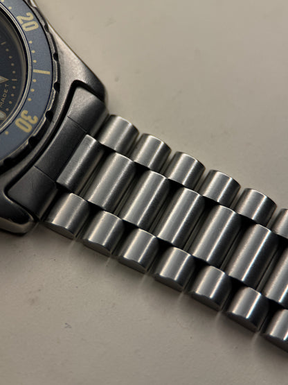 TAG Heuer 2000 Professional "Moondust" Dial | Quartz | 200m Diver