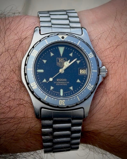 TAG Heuer 2000 Professional "Moondust" Dial | Quartz | 200m Diver