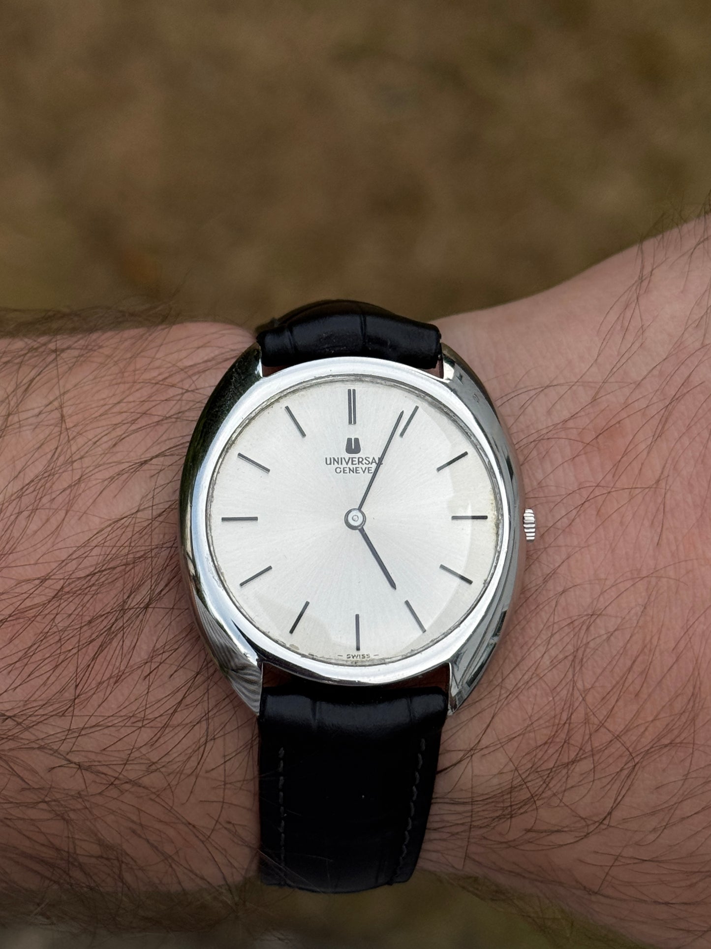 Universal Genève Ultra Slim Silver Sunburst Dial Circa 1970s
