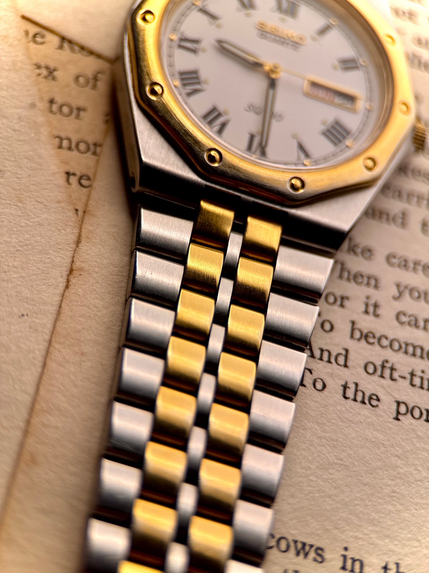 Seiko SQ100 | 5Y23-830W | Roman Dial | 1980s Japan | Rare